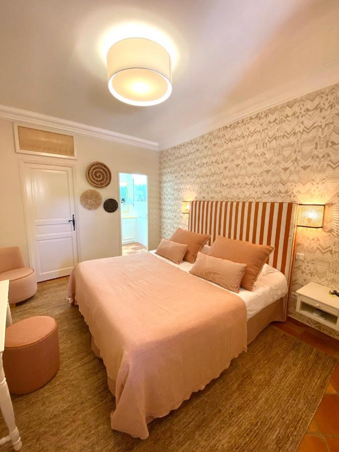 La Bastide Du Port - Hotel De Charme Saint Tropez Bagian luar foto