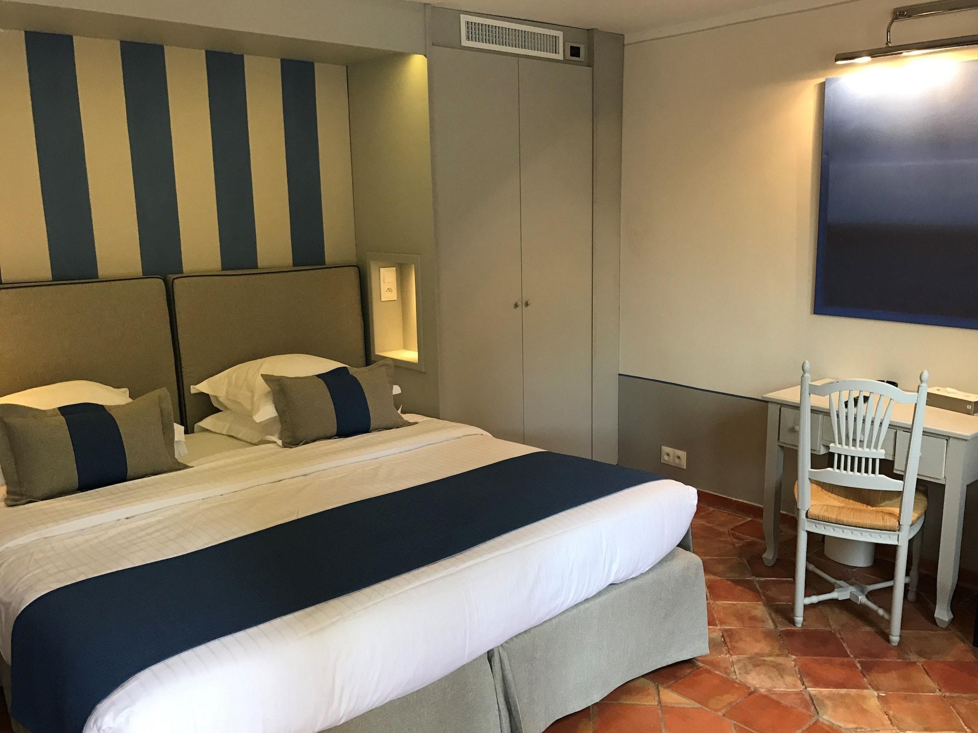 La Bastide Du Port - Hotel De Charme Saint Tropez Bagian luar foto