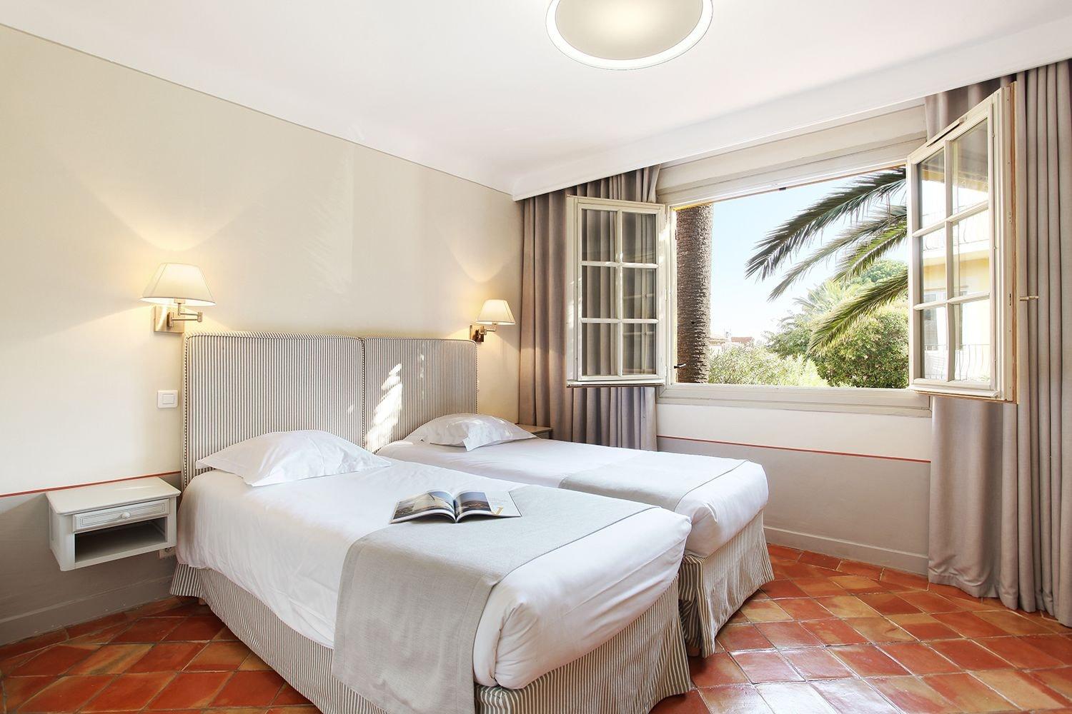La Bastide Du Port - Hotel De Charme Saint Tropez Bagian luar foto
