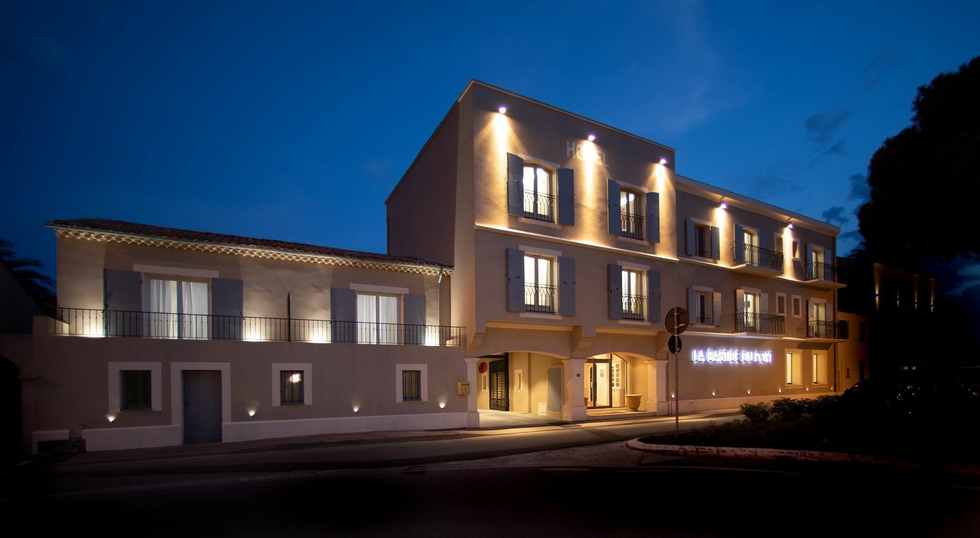 La Bastide Du Port - Hotel De Charme Saint Tropez Bagian luar foto